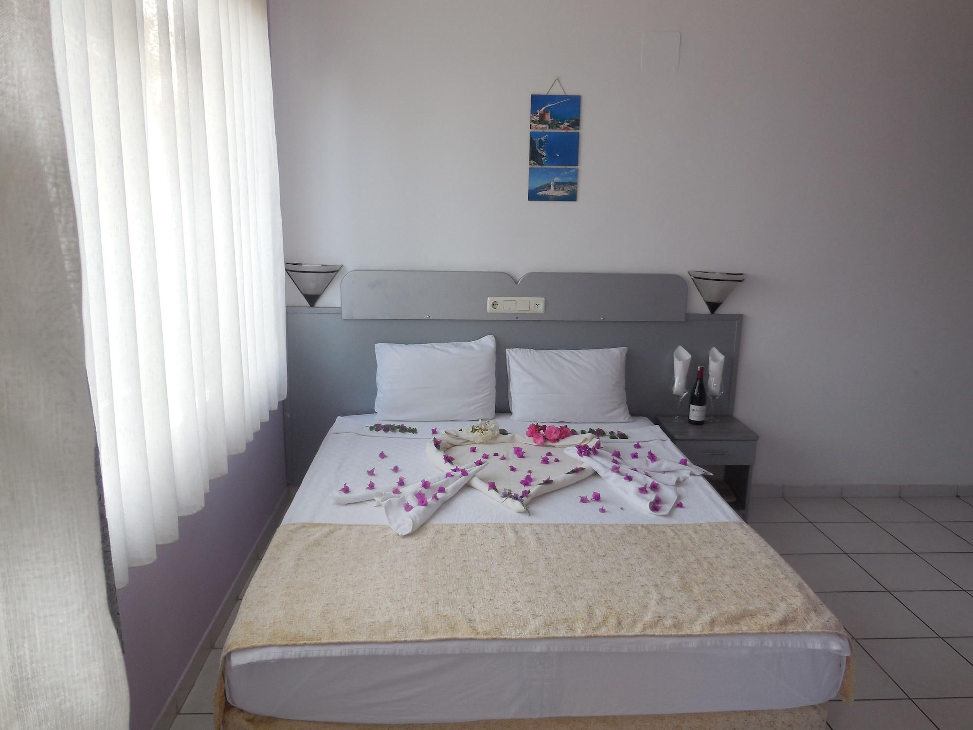 Resitalya Hotel Alanya Esterno foto
