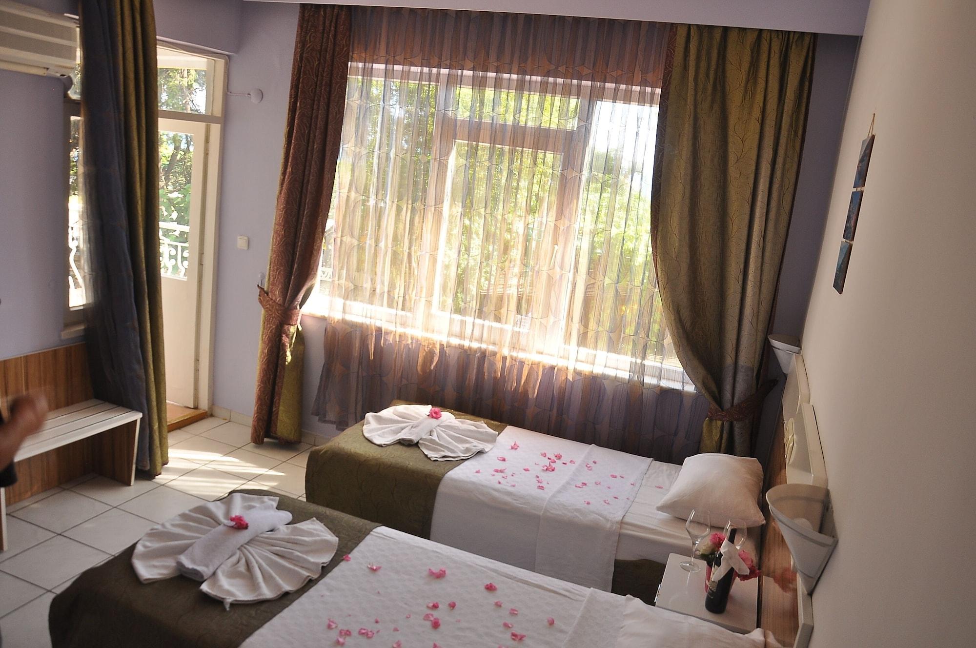 Resitalya Hotel Alanya Esterno foto